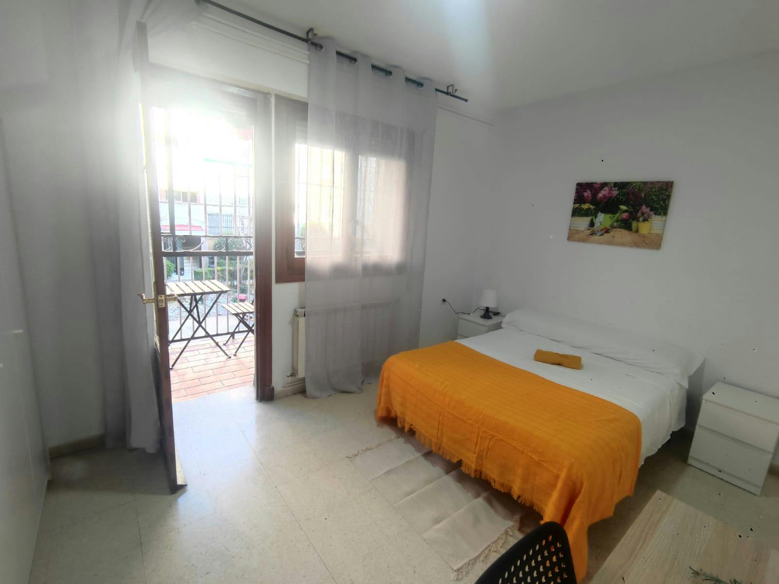 Calle Periodista Luis de Vicente, Granada preview