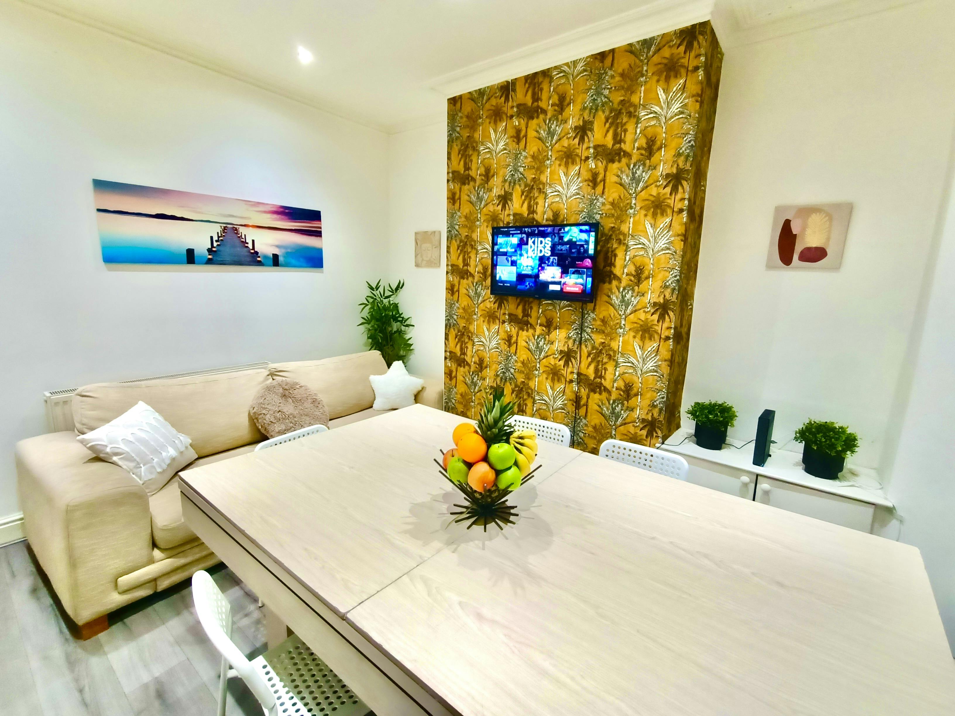 Maison à louer pour 3 250 £GB/mois à Liverpool, Belmont Road