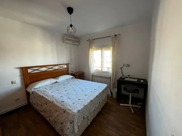 Private room in Calle de Sánchez Preciado, Madrid (1549346) room image 2