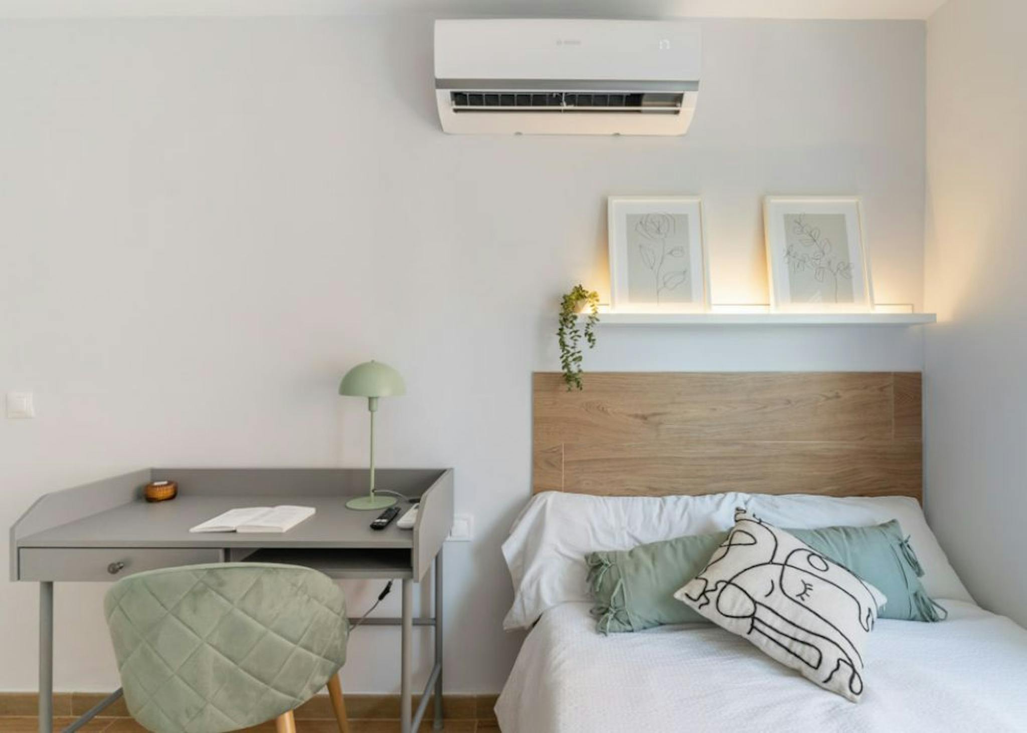 Calle de Manuel Lamela, Madrid preview