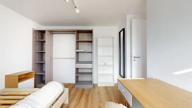 Private room in Rue Frémy, Lille (1549595) room image 1