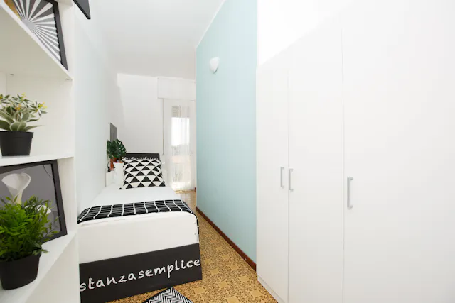 Private room in Via Aurelio Saffi, Rimini (1549604) room image 2