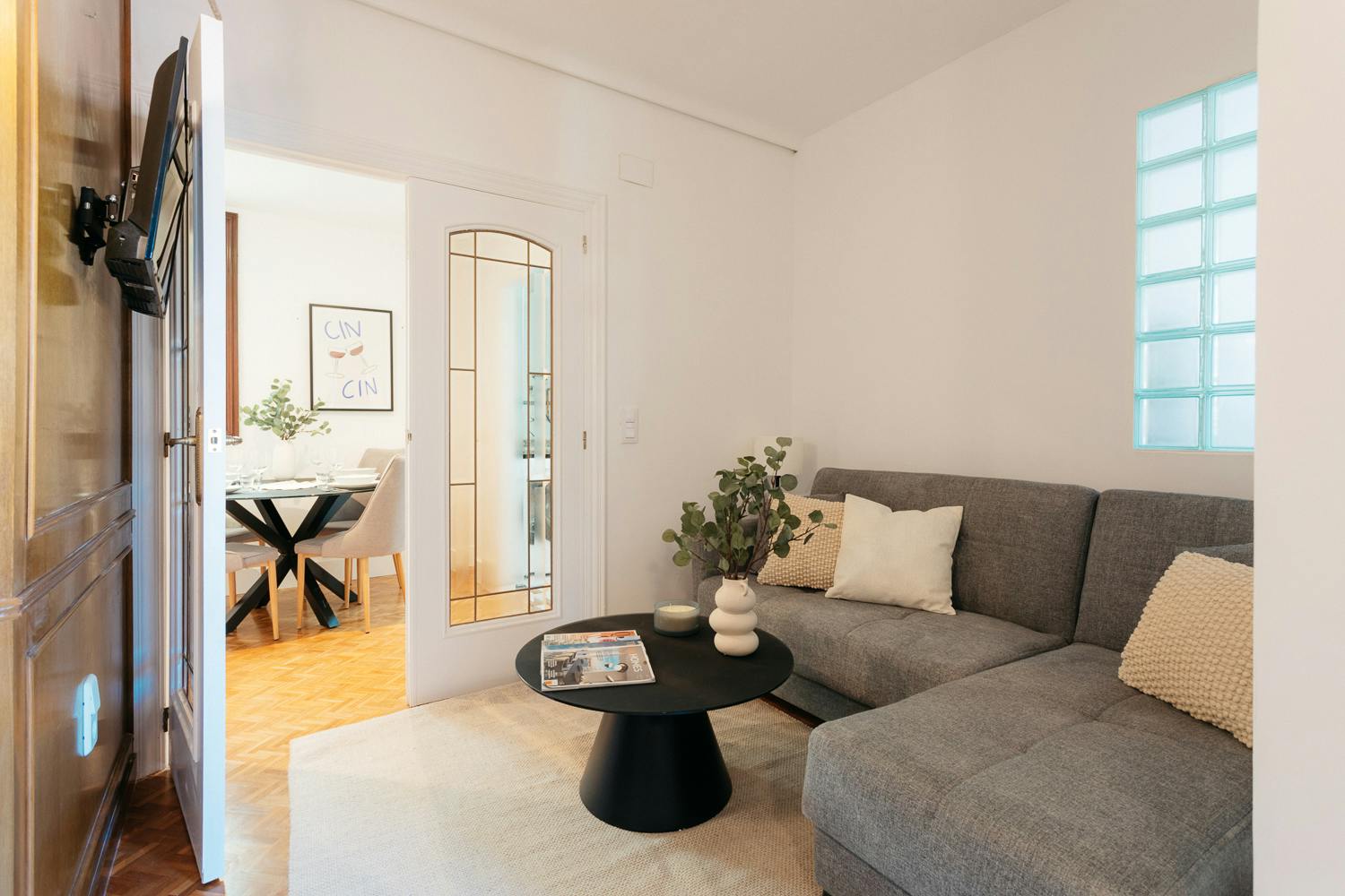 preview gallery tile