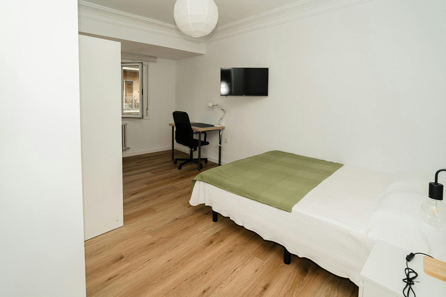 Avenida de Valencia, Zaragoza preview