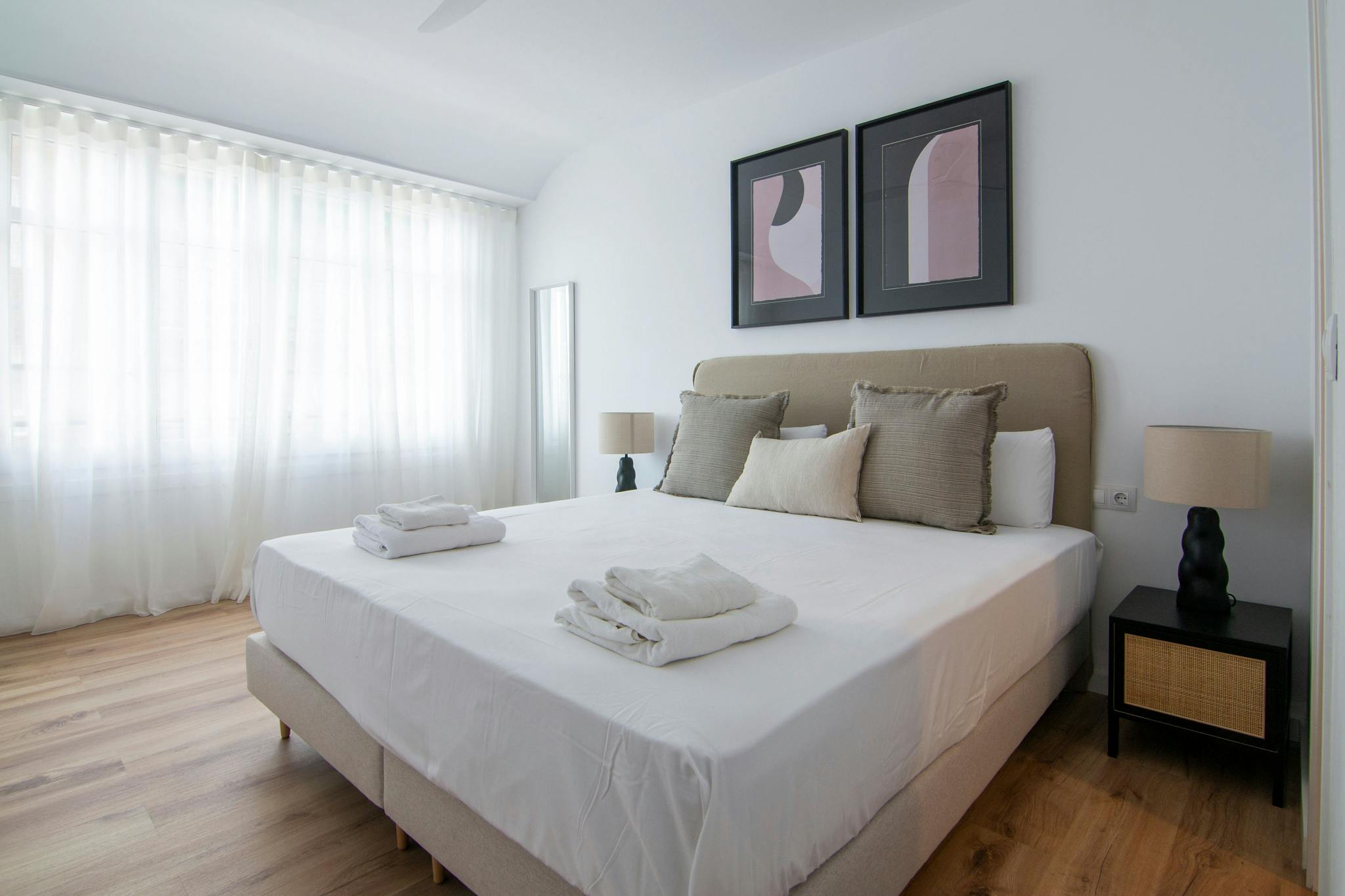 Calle Hospital, Valencia preview