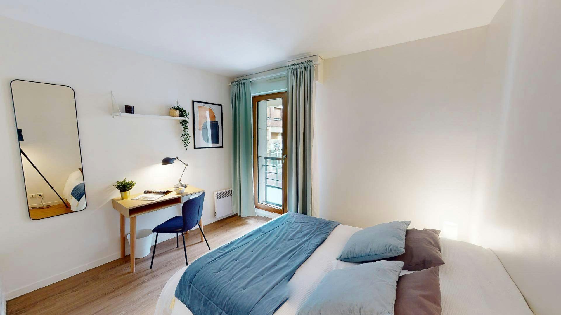 Apartment Issy-Les-Moulineaux, 1 bed, 12m² — photo 1