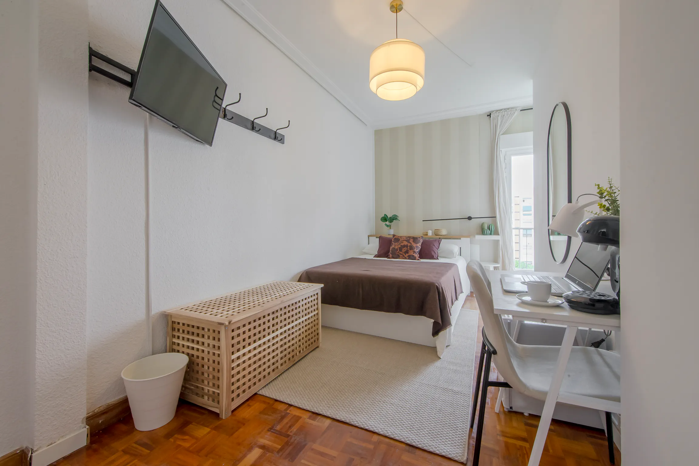 Private room in Calle de la Virgen de Aránzazu, Madrid (1549922) ROOM 1