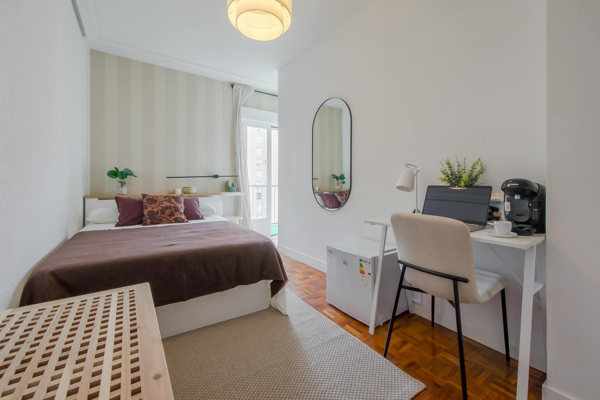 Calle de la Virgen de Aránzazu, Madrid preview