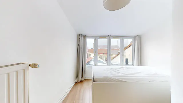 Private room in Rue Faidherbe, Lille (1549951) room image 1