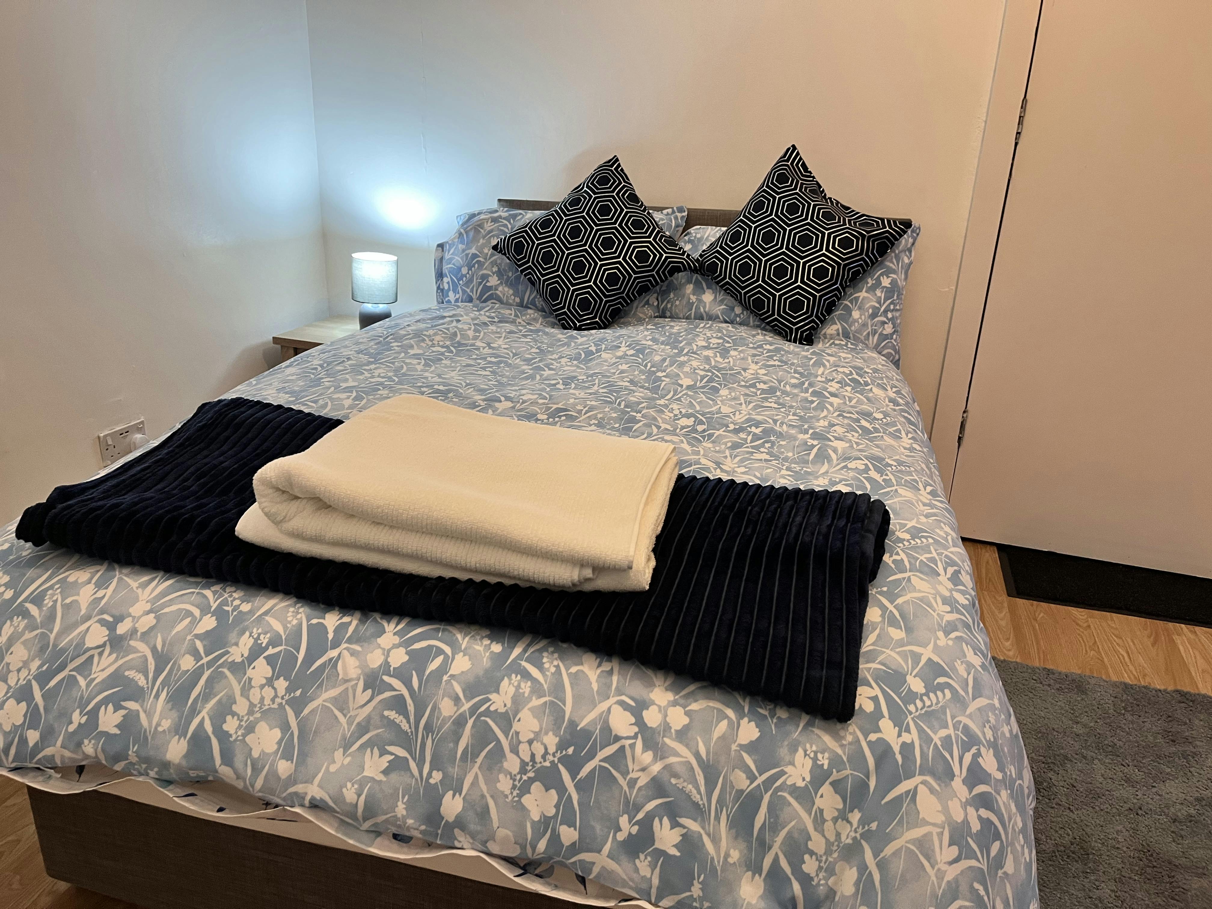 Квартира за оренду для 2 216 EUR на місяць у Kettering, Havelock Street