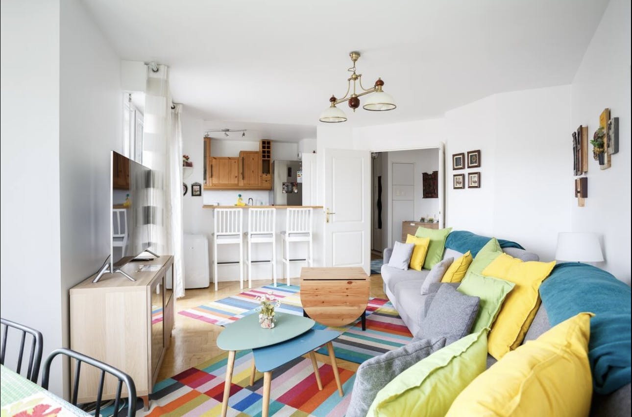 Apartment for rent for €3,500 per month in Suresnes, Route des Fusillés de la Résistance