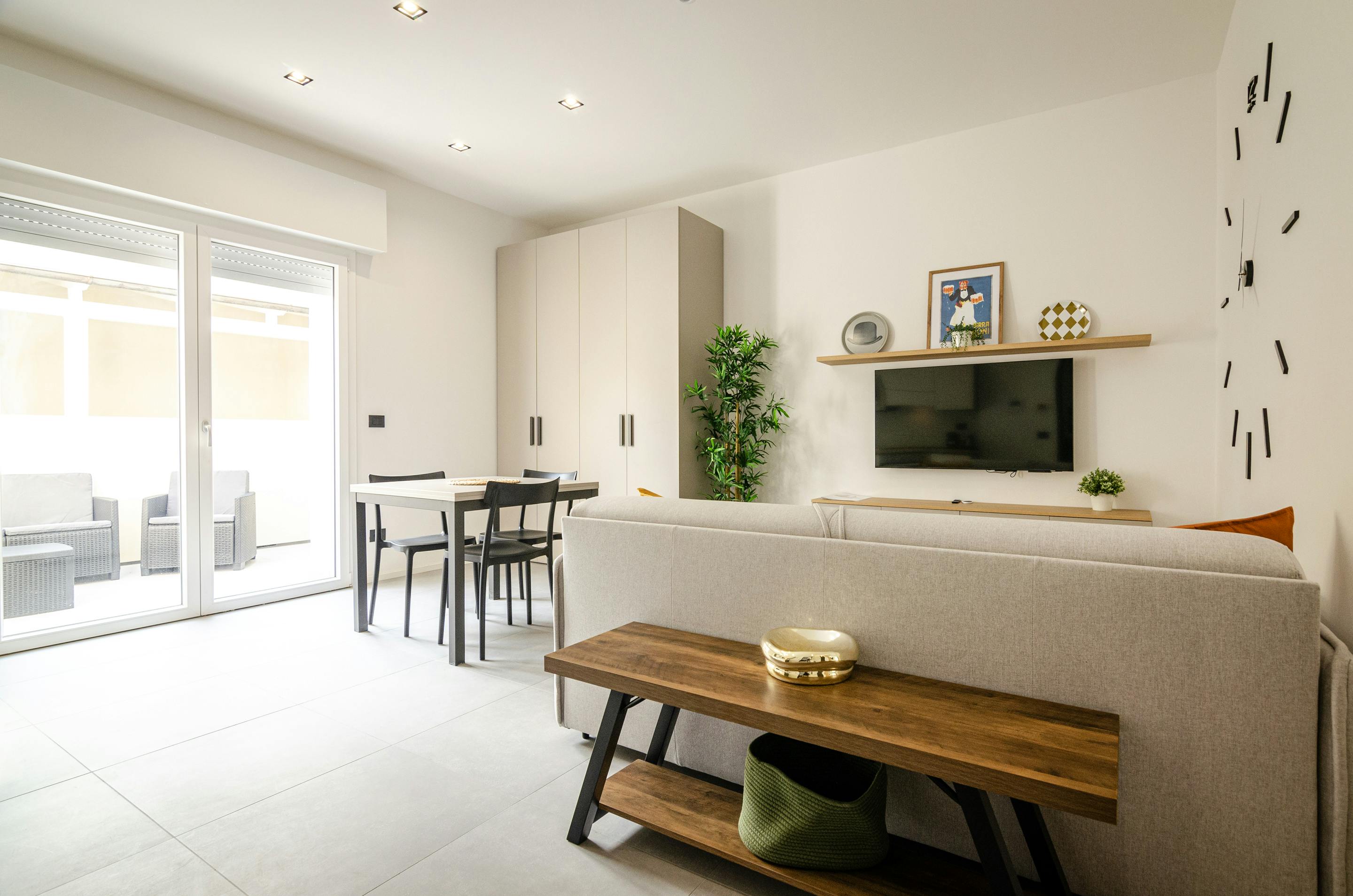 Via Emilia Ponente, Bologna