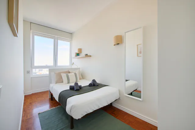 Private room in Rua Latino Coelho, Lisbon (1550664) room image 1