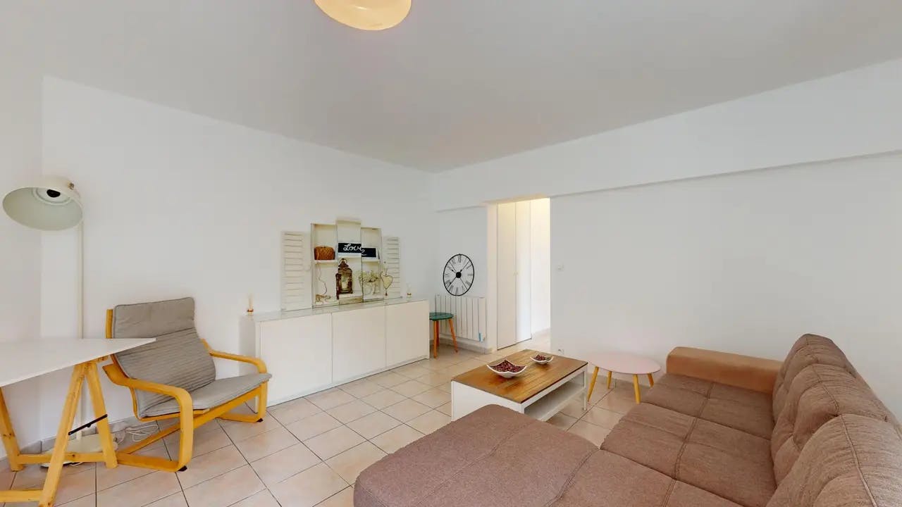 1-Bedroom Apartment in Rue François Chenieux, Limoges (1550727) ROOM 1