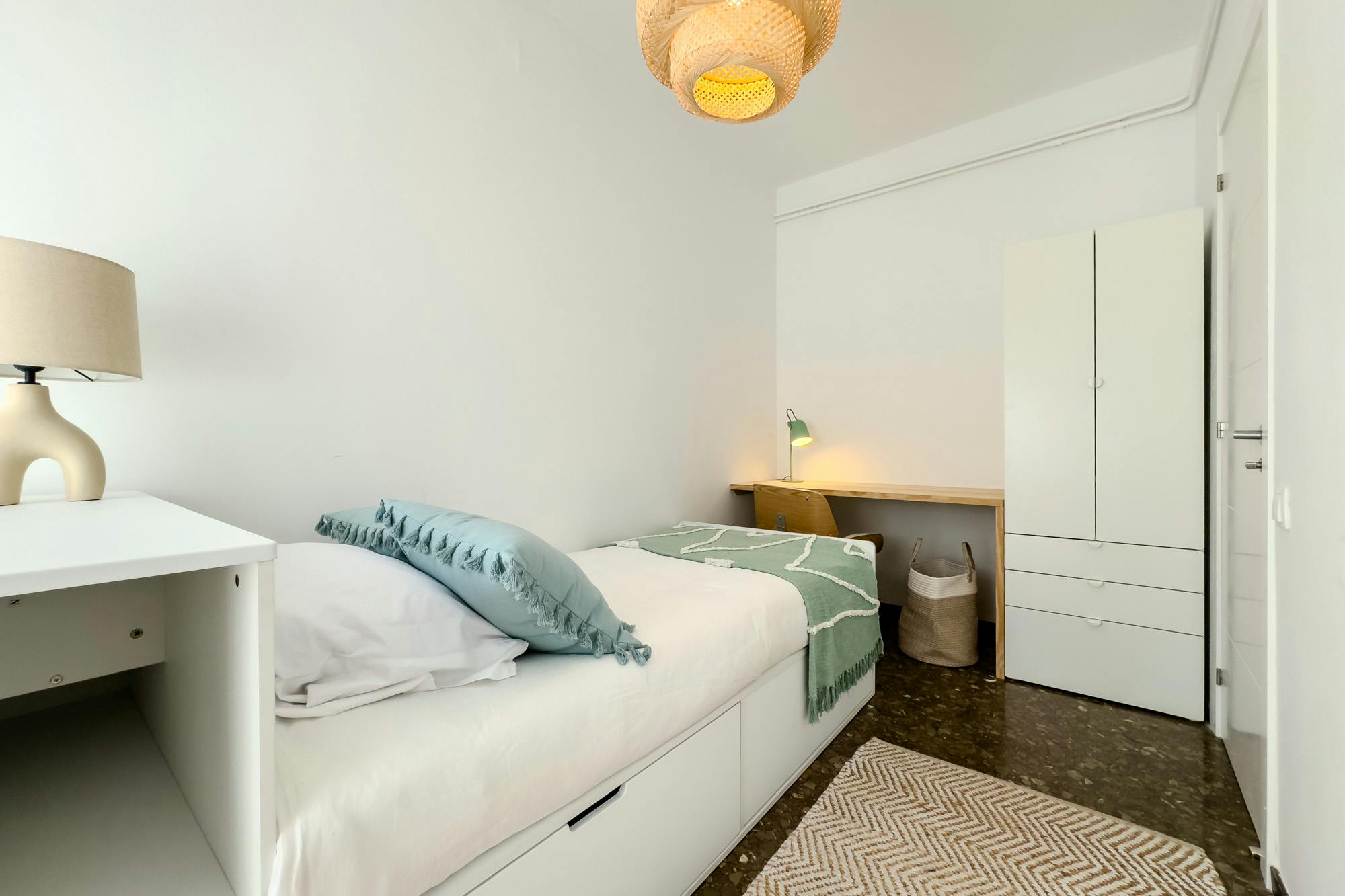 Apartment Barcelona, 1 bed, 15m² — photo 3