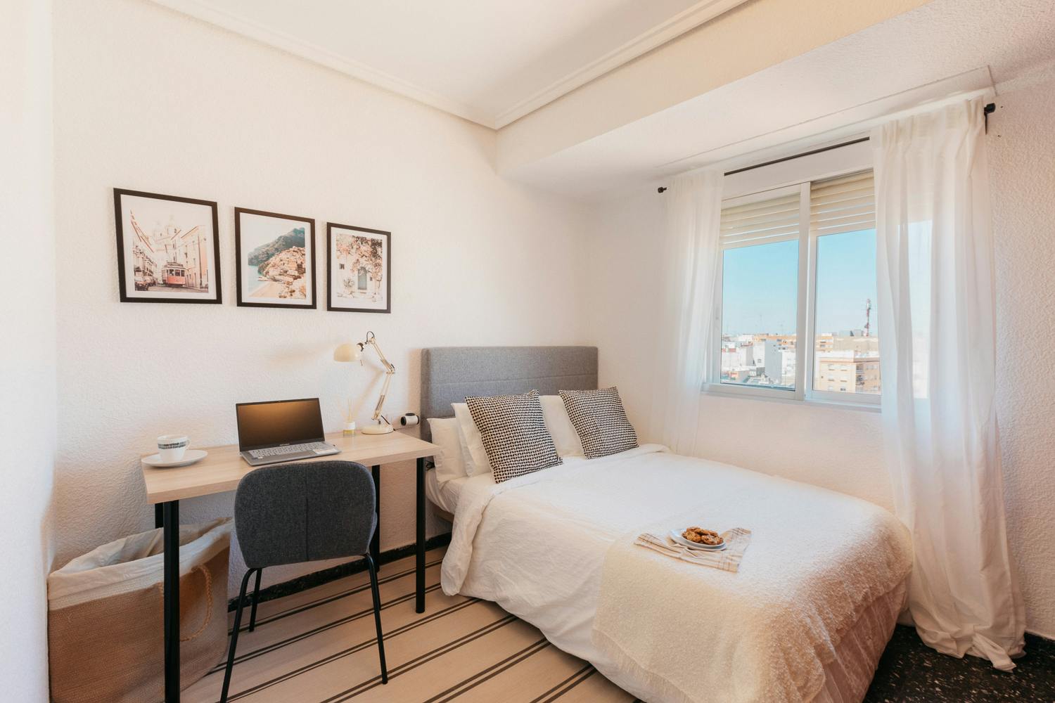 Private room for rent for €500 per month in Mislata, Calle Juan de Juanes