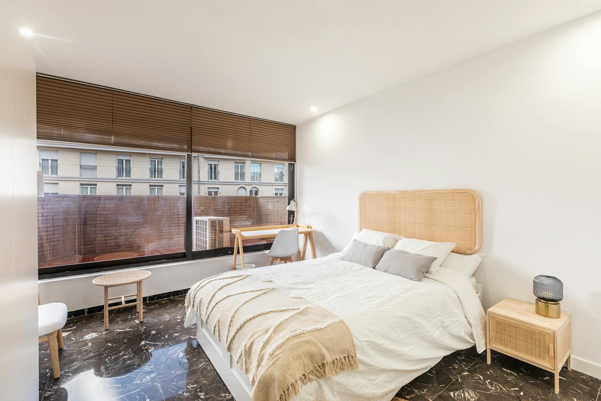 Calle de Guillem de Castro, Valencia preview