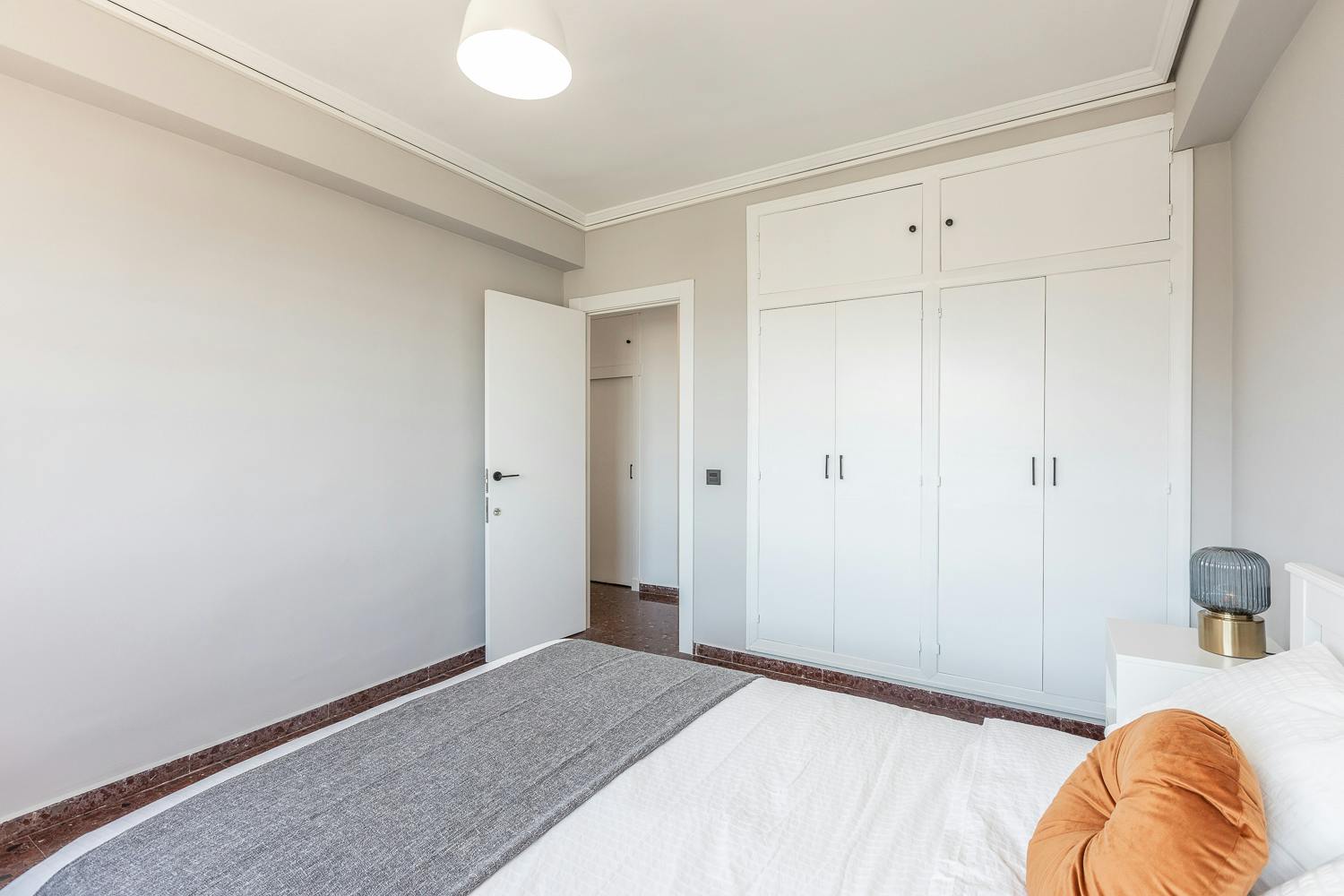 Apartment Valencia, 1 bed, 12m² — photo 13