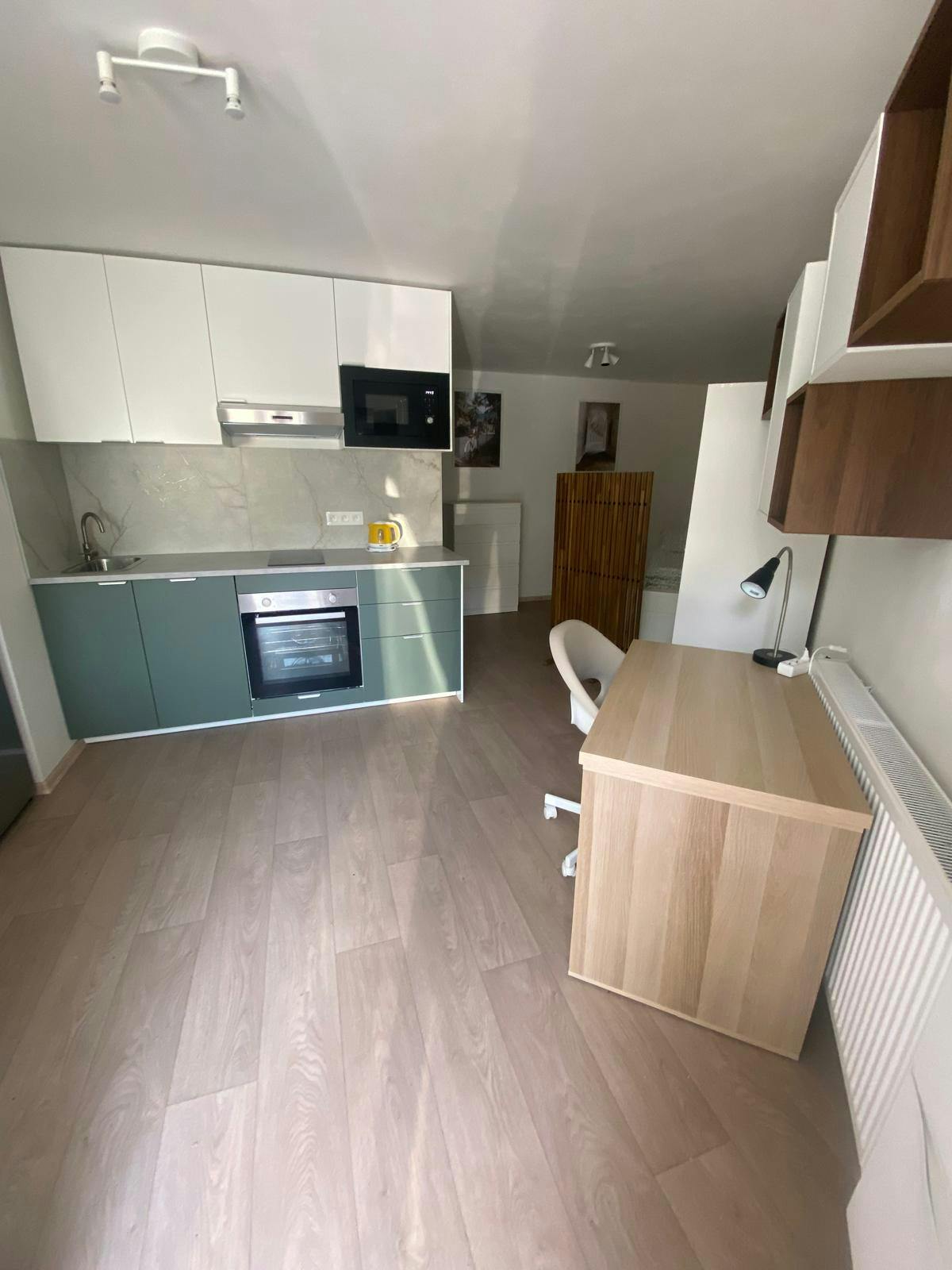 Apartamento en alquiler por 24.900 CZK al mes en Prague, Čerčanská