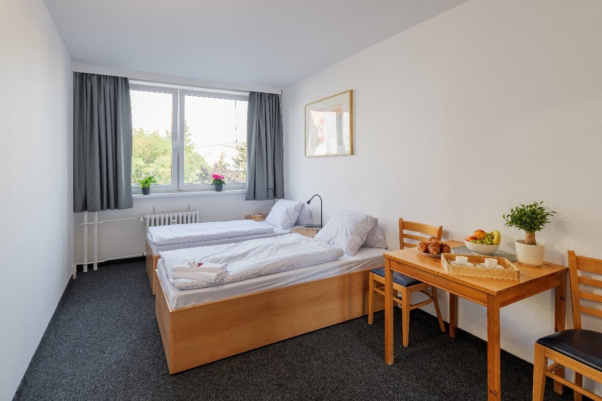 Shared room for rent for CZK 14,000 per month in Prague, Kutilova