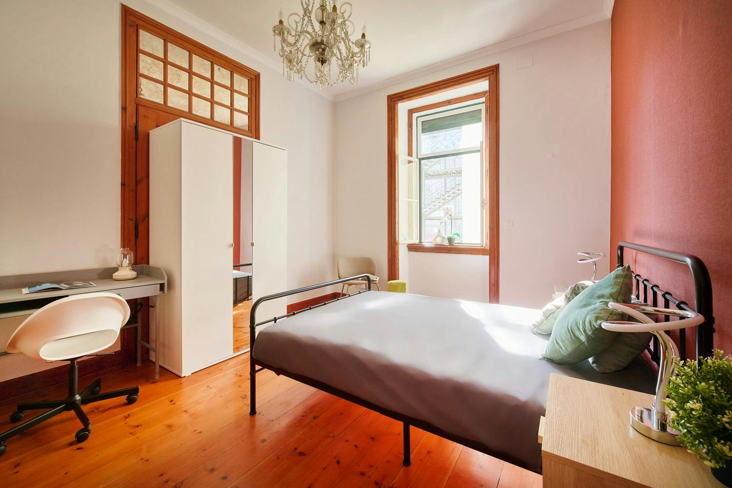 Avenida Duque d'Ávila, Lisbon preview