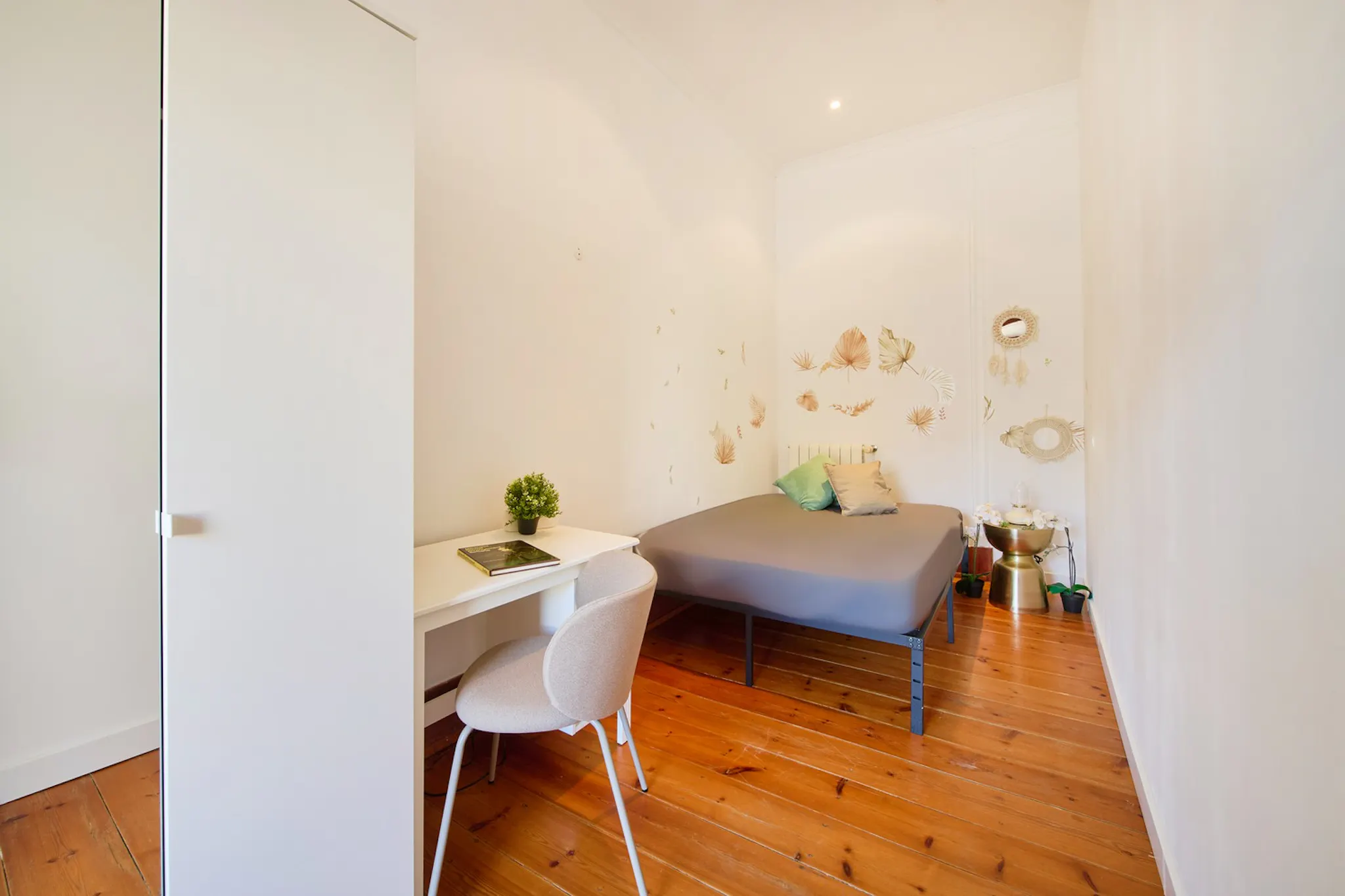 Avenida Duque d'Ávila, Lisbon preview