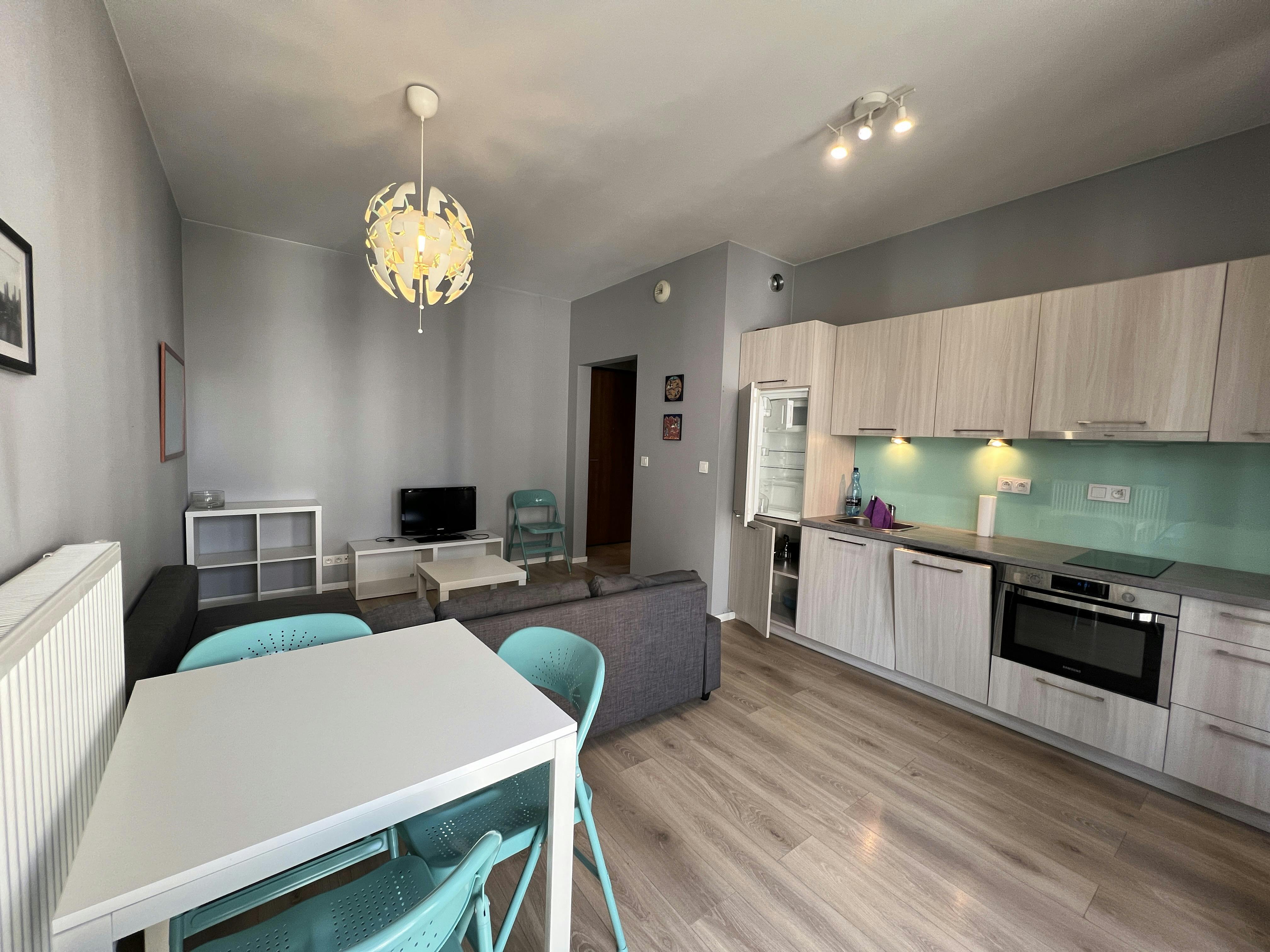 Cybernetyki, Warsaw preview