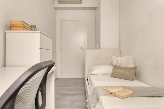 Private room in Via Felice Casati, Milan (1551253) room image 1
