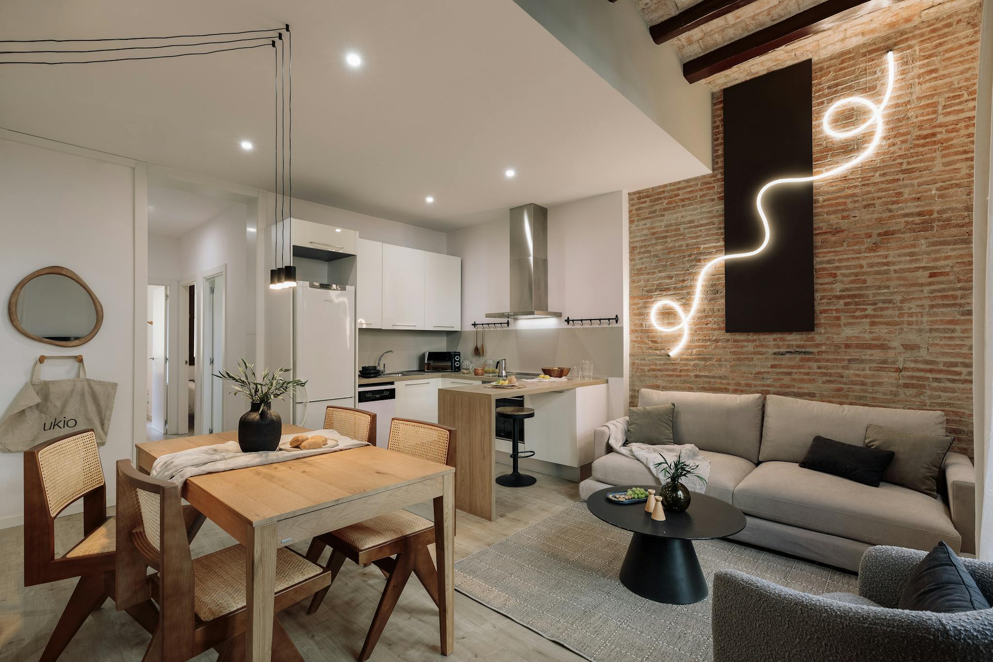 Carrer de Sepúlveda, Barcelona preview