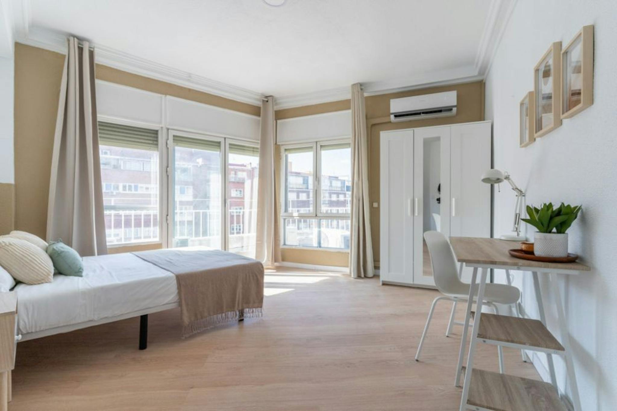 Avenida de América, Madrid preview