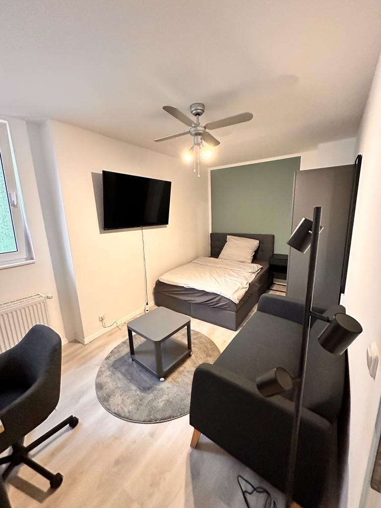 Private room for rent for €660 per month in Frankfurt am Main, Mainzer Landstraße