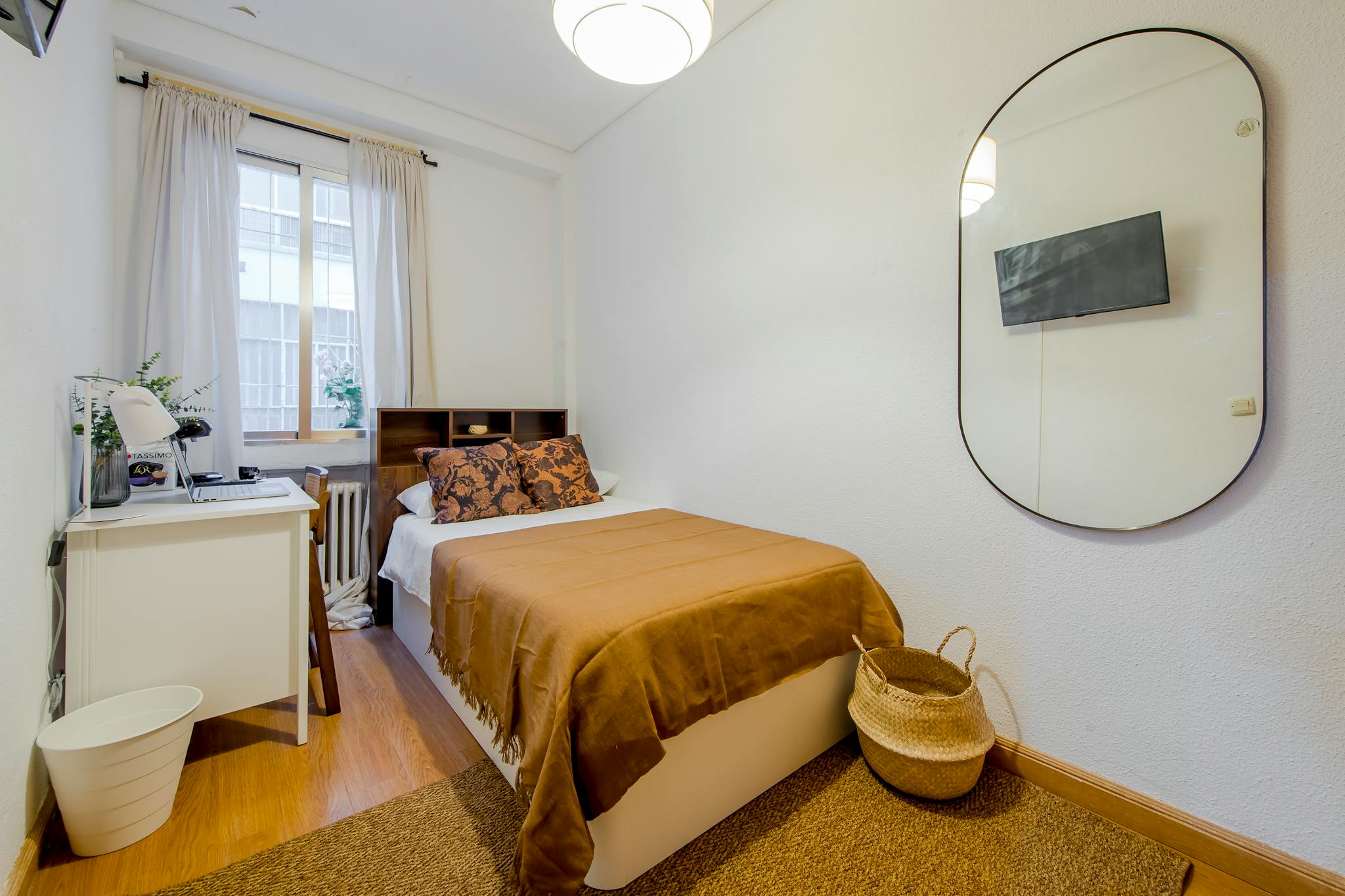 Calle de Valderribas, Madrid preview