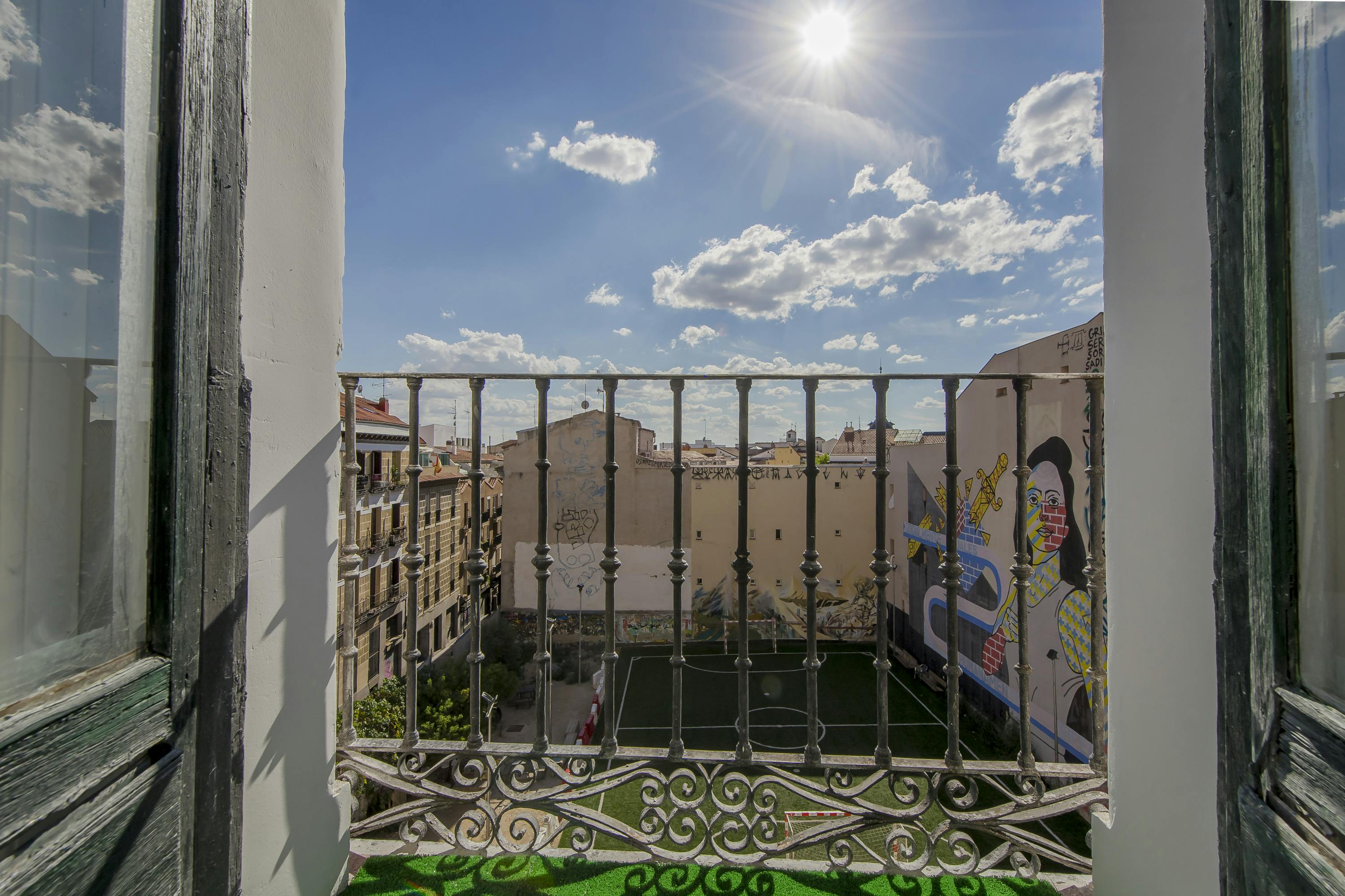 preview gallery tile