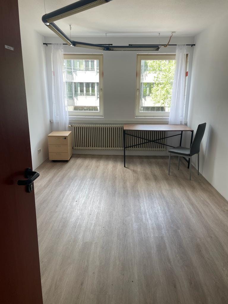 Apartment Stuttgart, 1 bed, 17m² — photo 7
