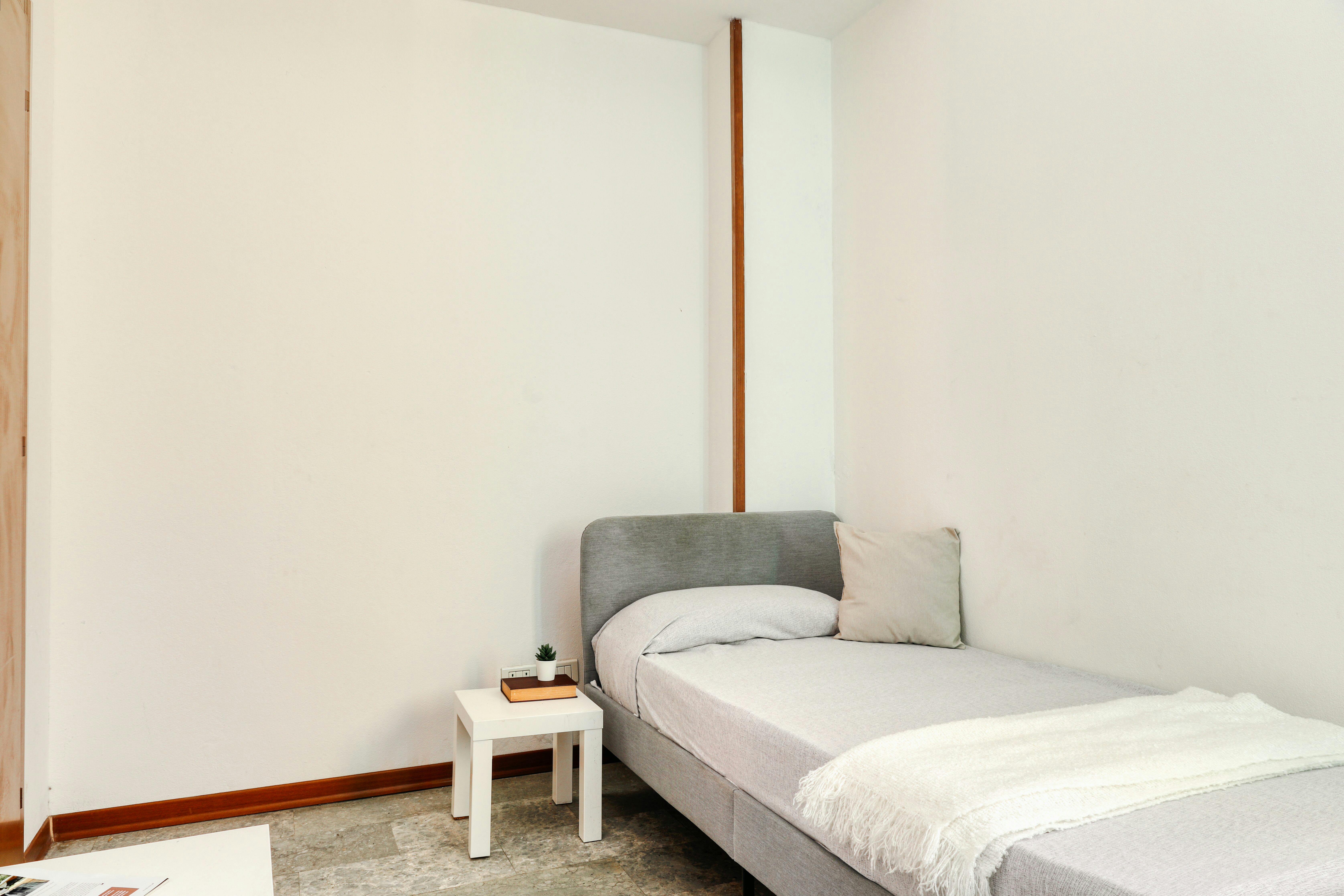 Private room for rent for €560 per month in Bologna, Viale Giuseppe Barilli Quirico Filopanti