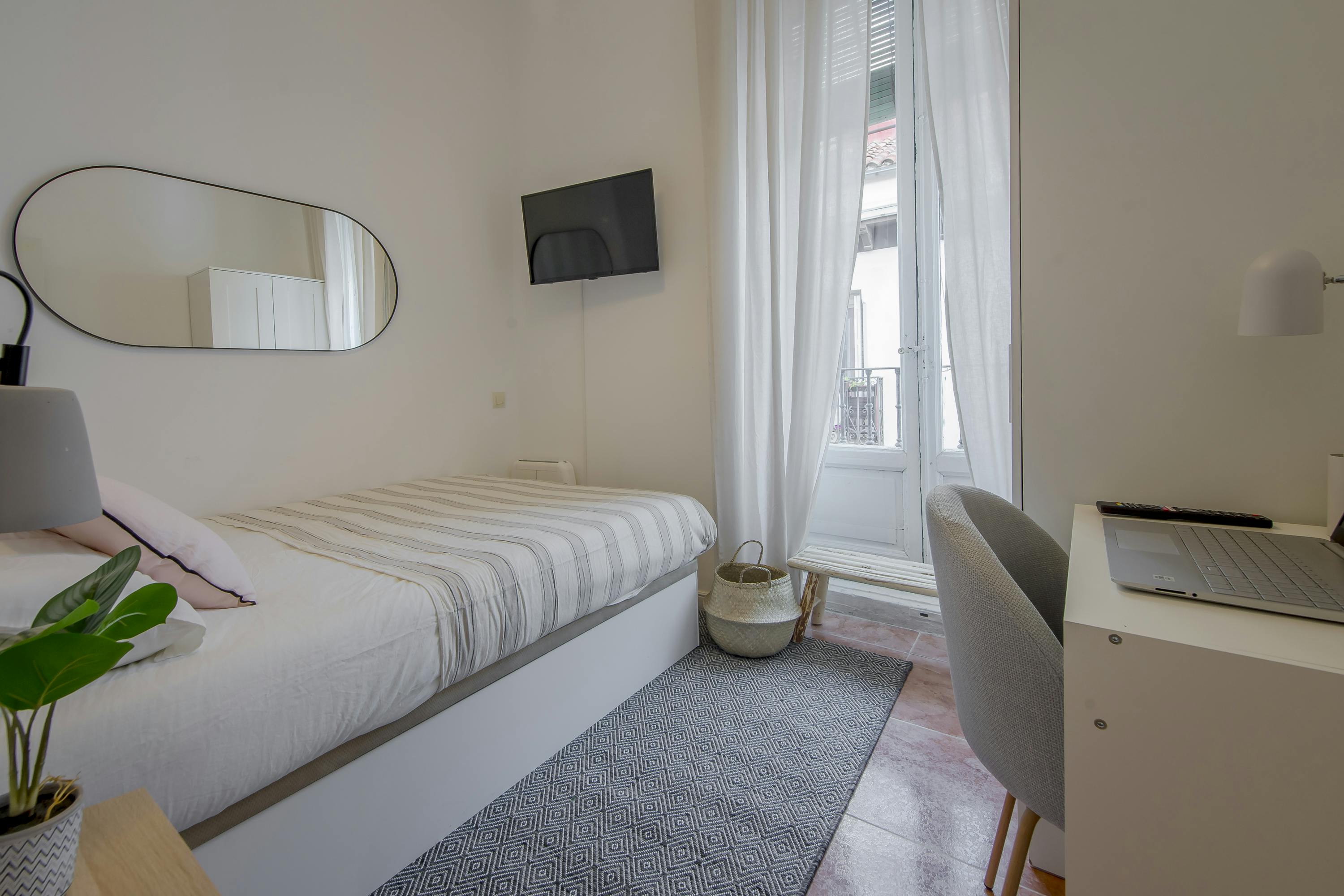 Calle de Abades, Madrid Madrid