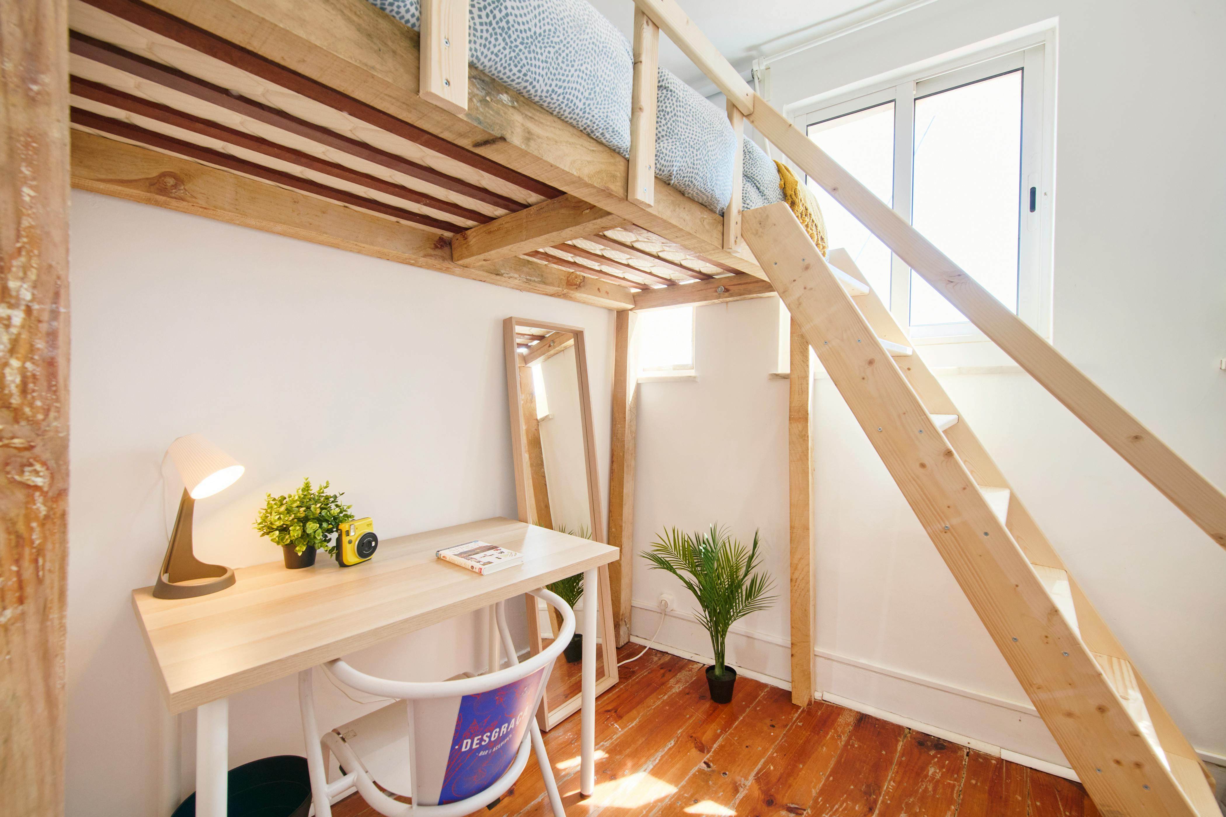 Private room for rent for €490 per month in Lisbon, Rua do Quelhas