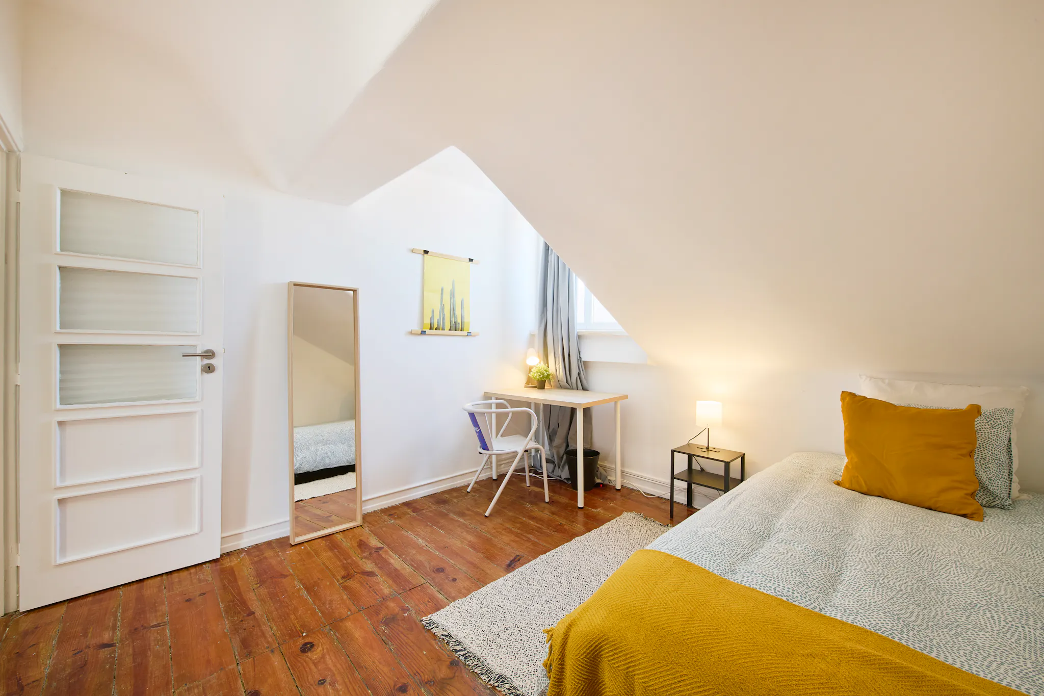 Rua do Quelhas, Lisbon preview