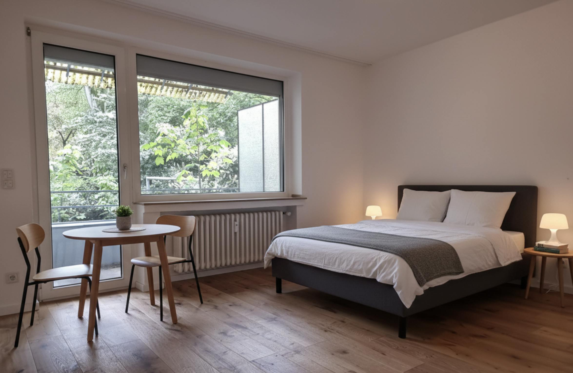 Studio for rent for €1,090 per month in Düsseldorf, Hasselsstraße