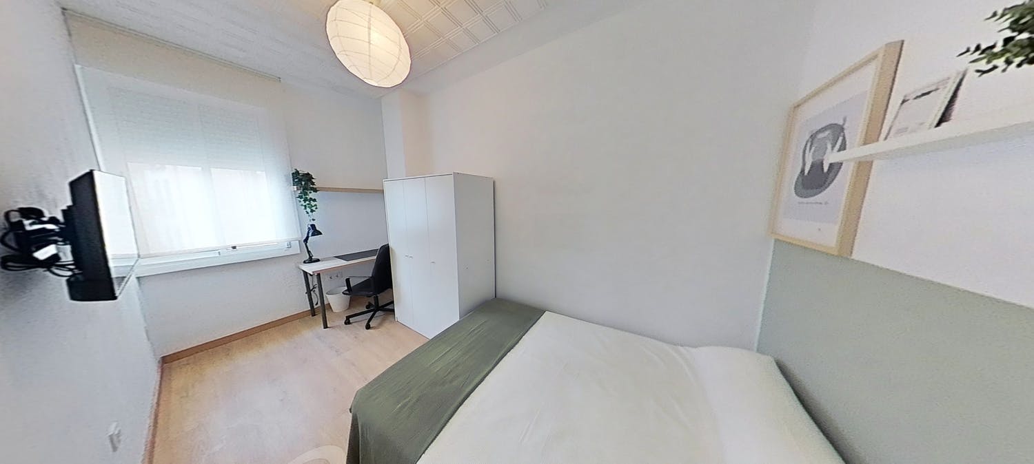 Carrer de Sant Vicent Màrtir, Valencia Valencia