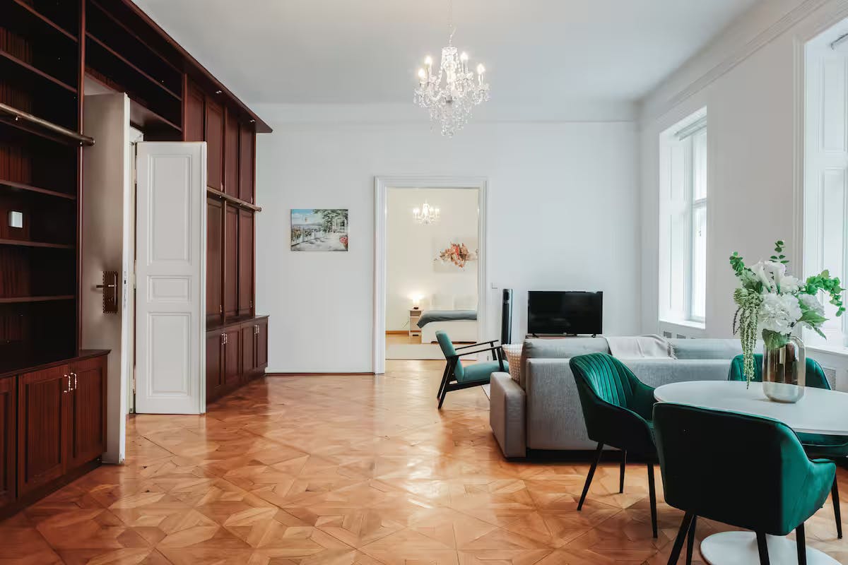 Apartment for rent for €3,821 per month in Vienna, Wohllebengasse