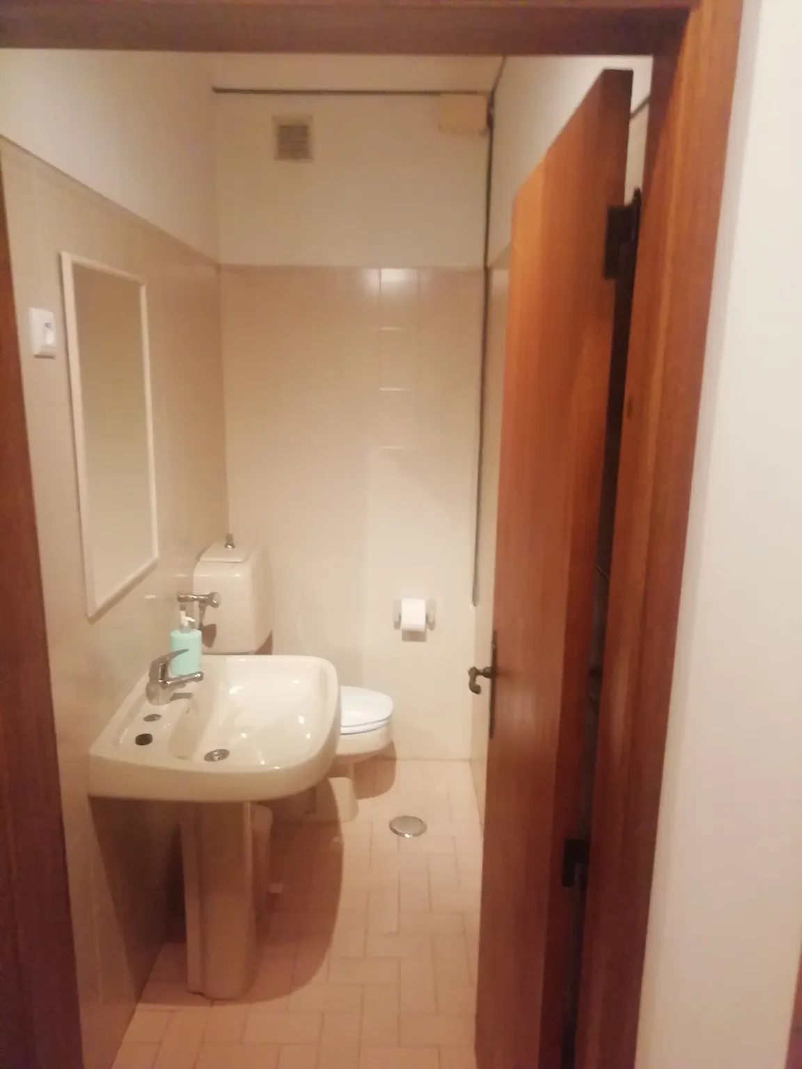 3-Bedroom Apartment in Avenida Elísio de Moura, Coimbra 2