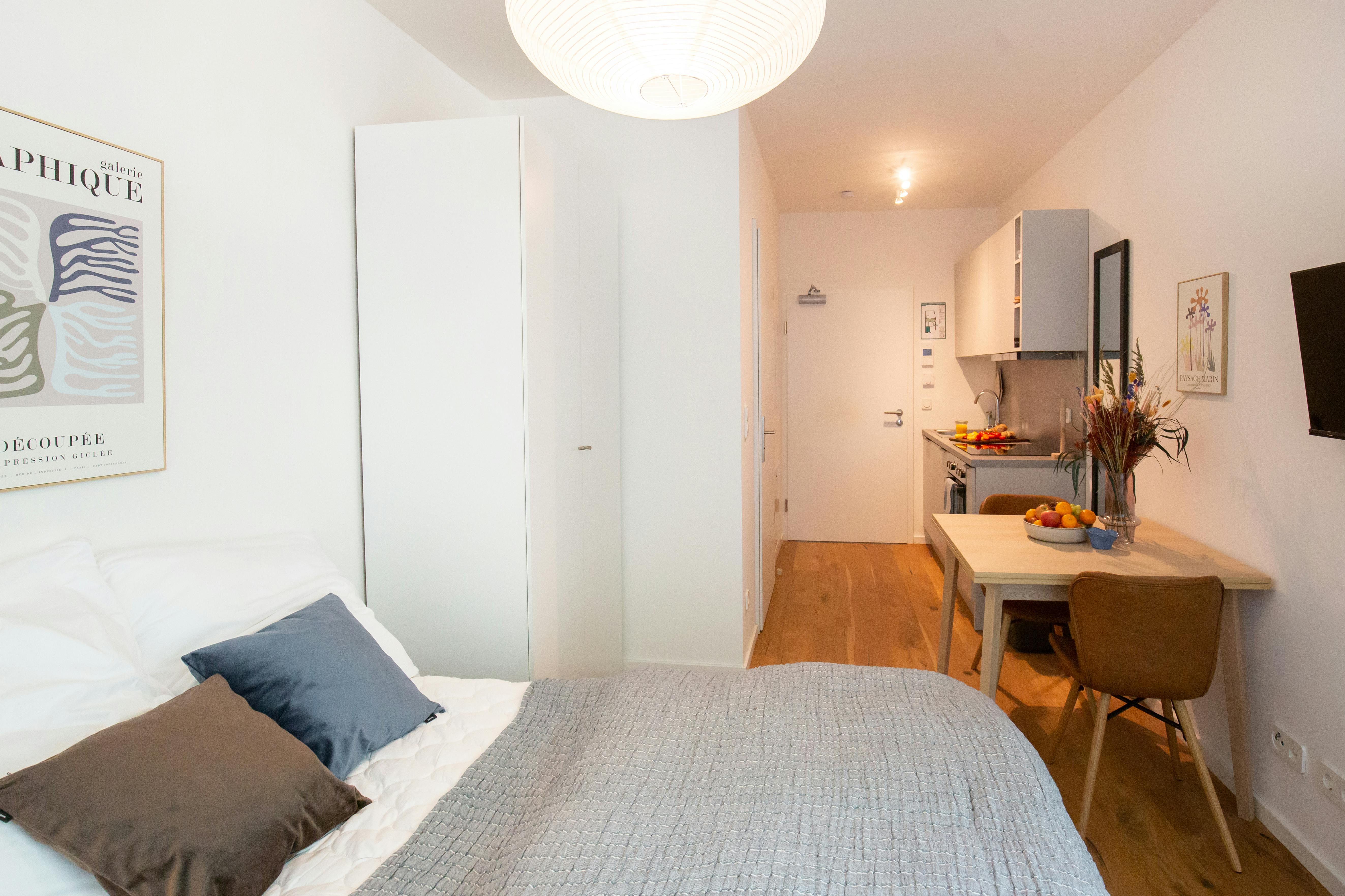 Студія за оренду для 1 275 EUR на місяць у Berlin, Invalidenstraße