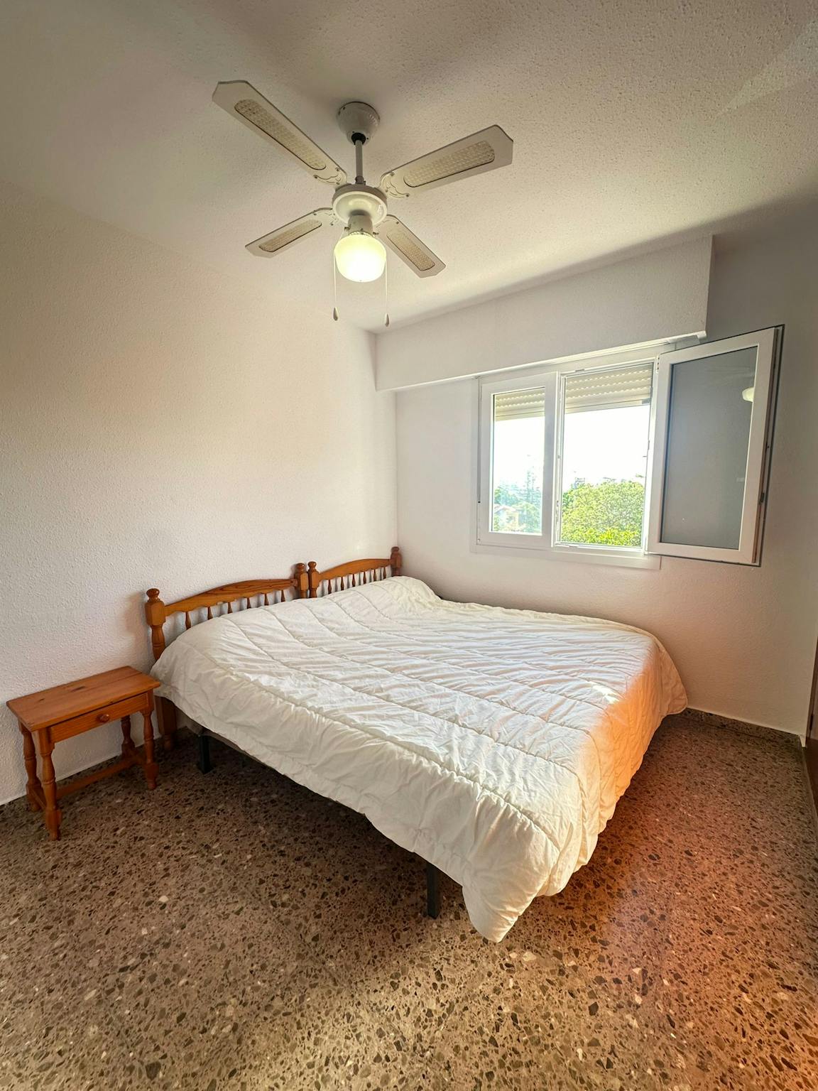 Plaça Estació, Benicàssim preview