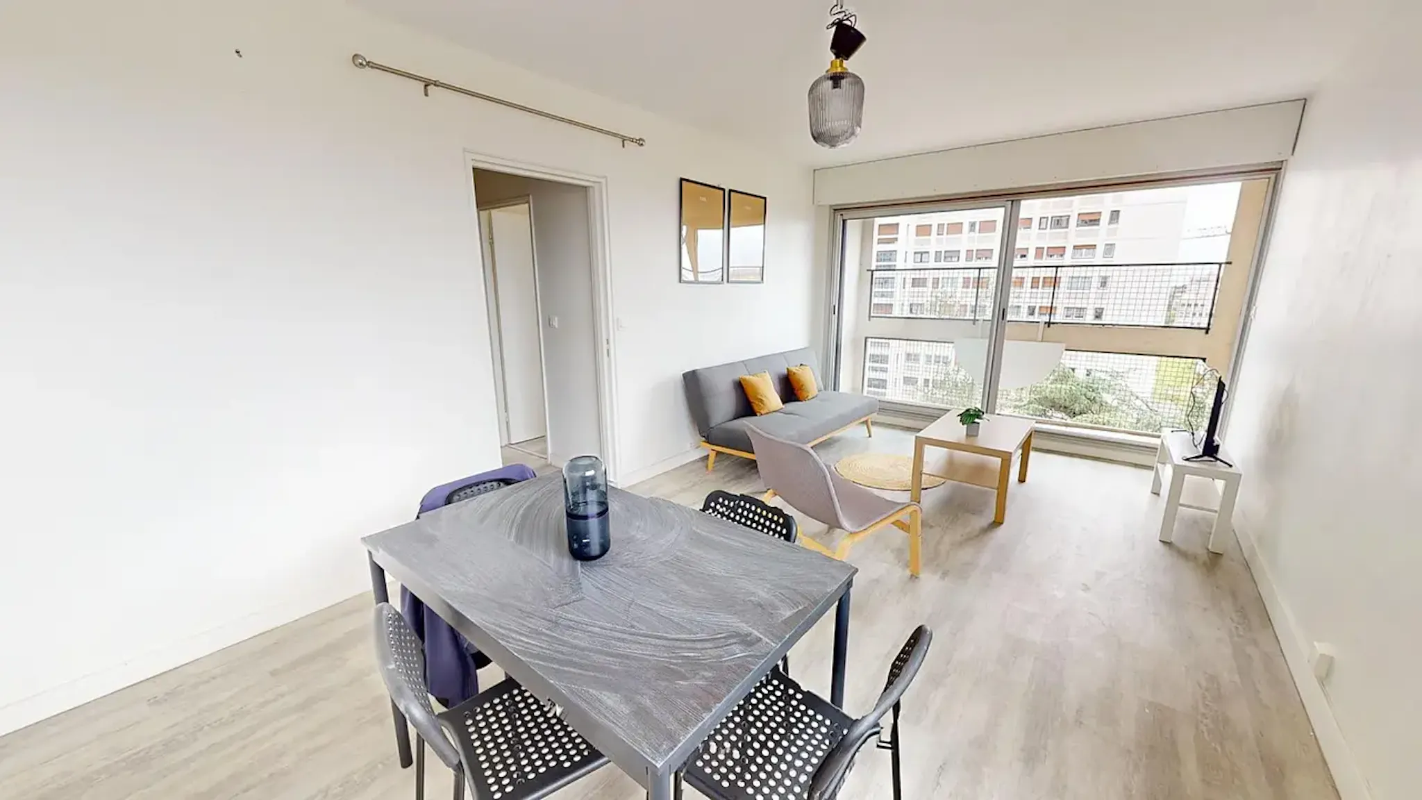 Rue de Provence, Poitiers preview