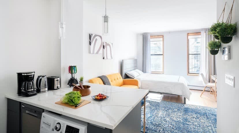 York Ave, New York City, NY preview