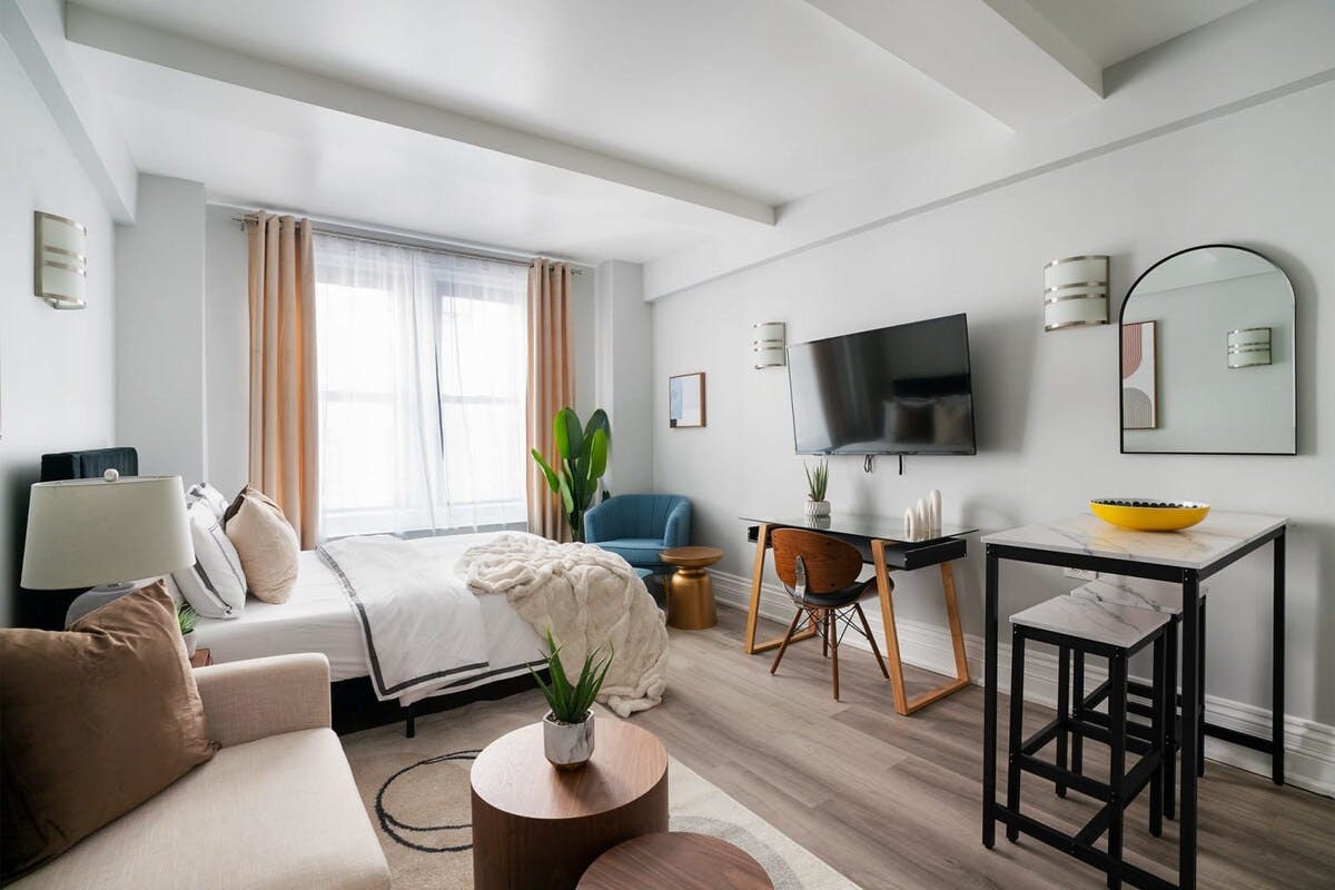 W 73rd St, New York City, NY preview