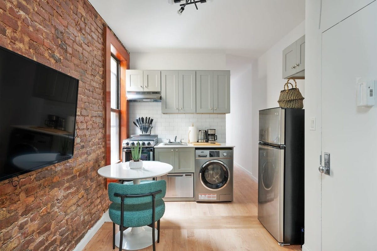 Apartment for rent for $6,473 per month in New York City, Norfolk St