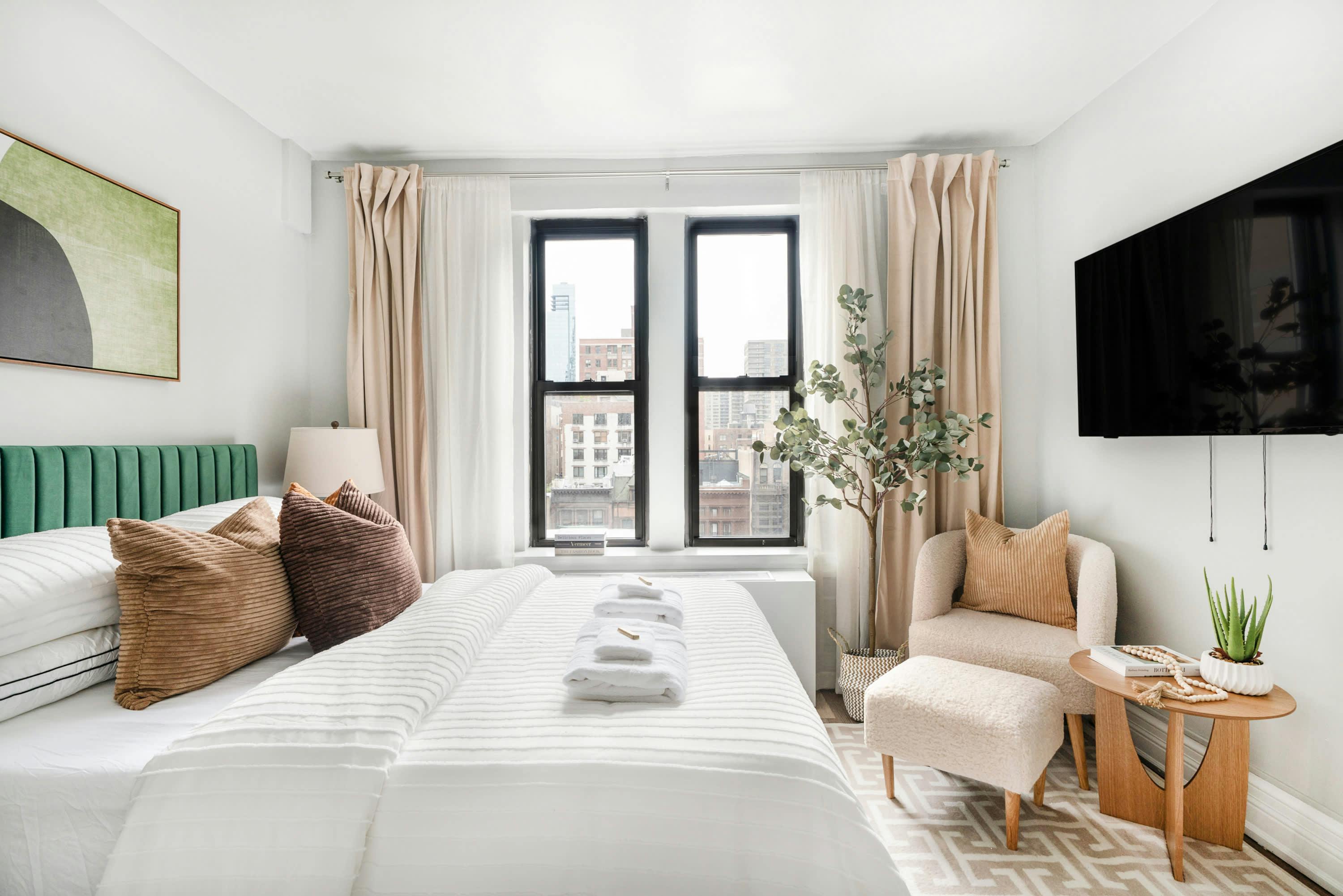 W 73rd St, New York City, NY preview