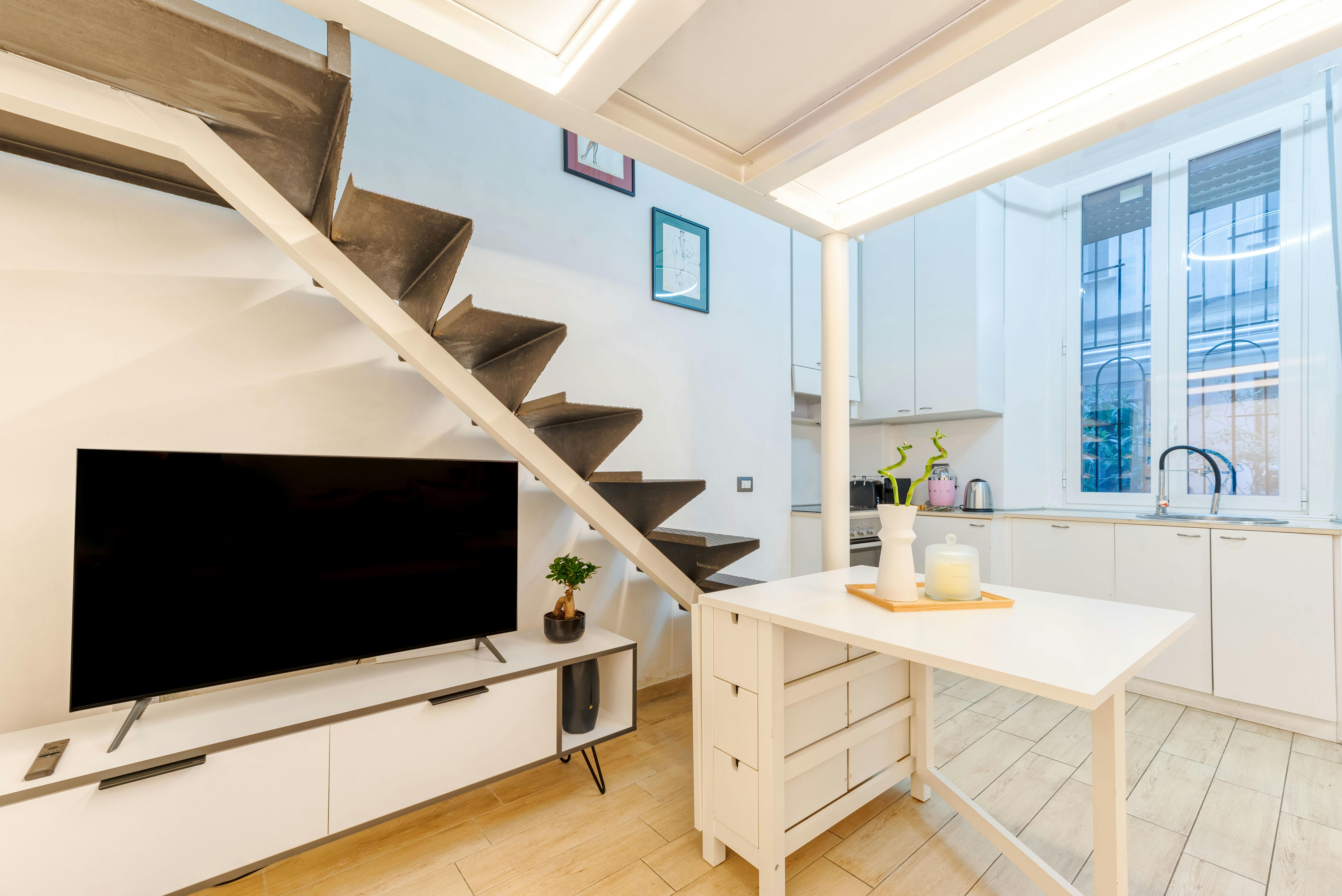 Via Pasquale Sottocorno, Milan